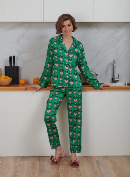 172933 Пижама INDEFINI (д.рук+бр) TCC2248