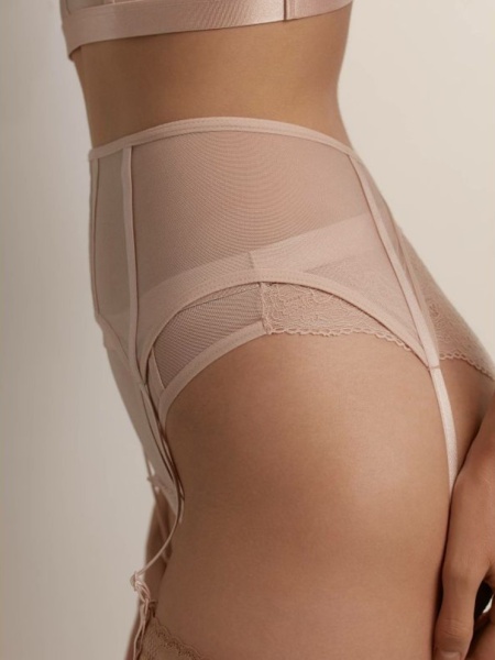 173992 Пояс для чулок CN CELEBRATION LP1901 (1)