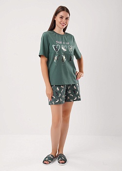 Комплект одежды футболка + шорты для женщин Clever 185699